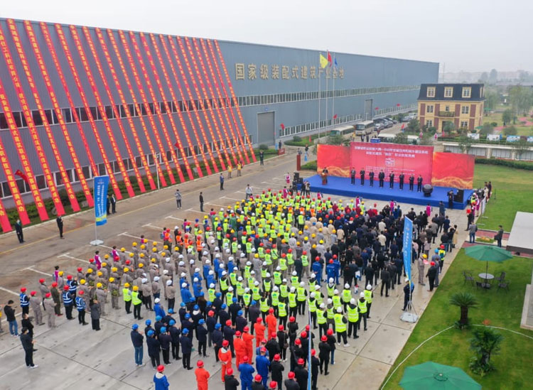 66封面.jpg 66封面.jpg