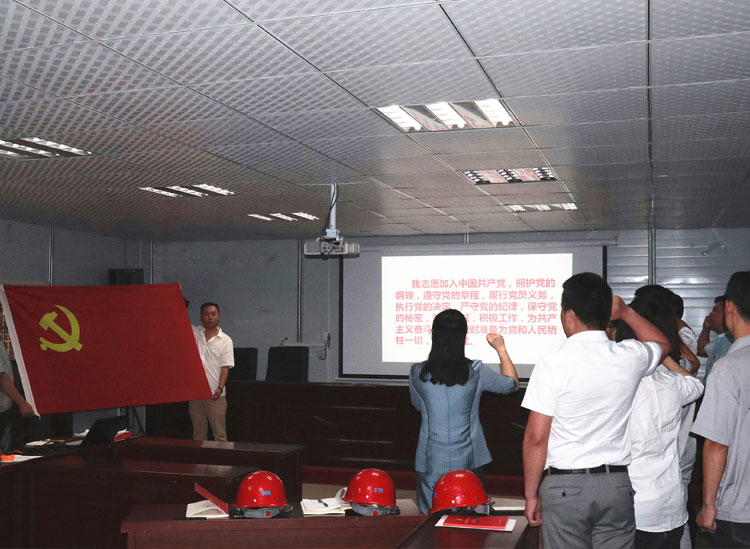 99封面.jpg 99封面.jpg