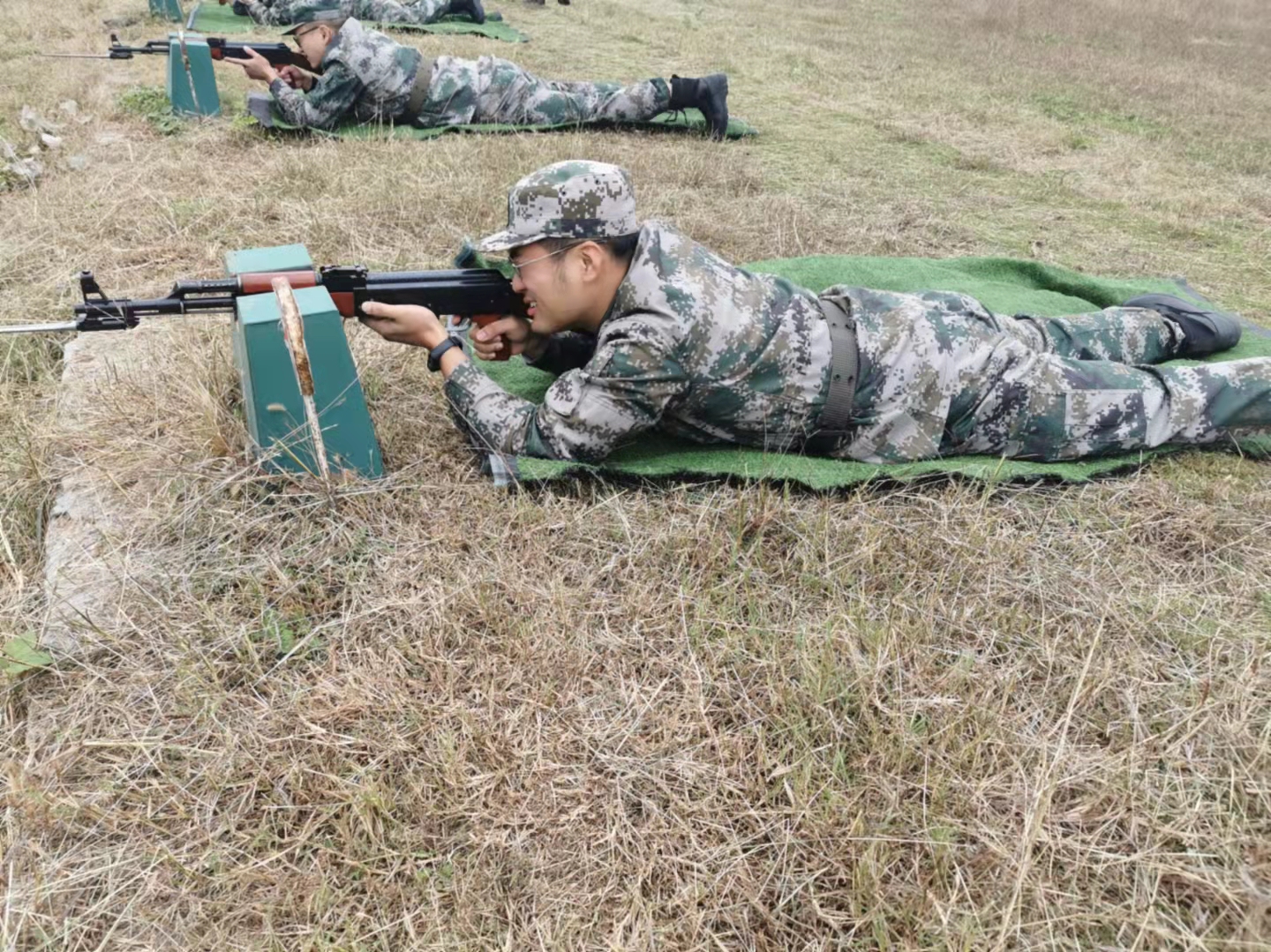 b285f5981df4115bb8cba3fb3996525.jpg b285f5981df4115bb8cba3fb3996525.jpg